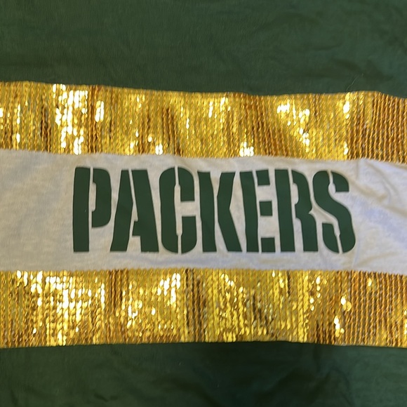 Women’s NWT Packers t-shirt size M medium. - Picture 3 of 3